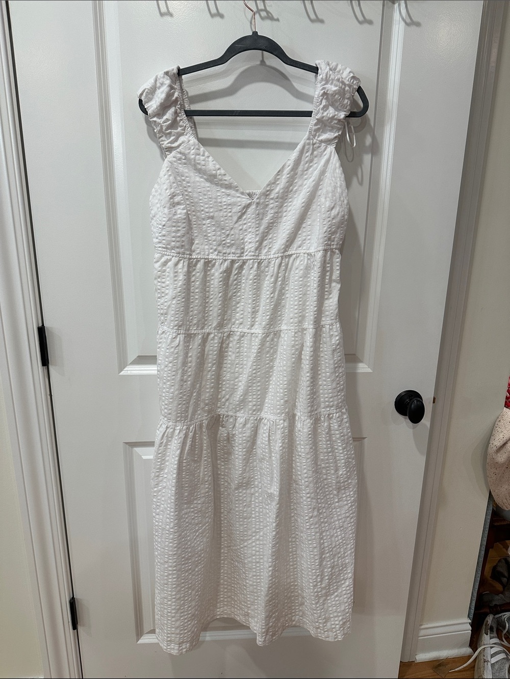 Old Navy White Textured Tiered Midi Dress with Ruffled Straps